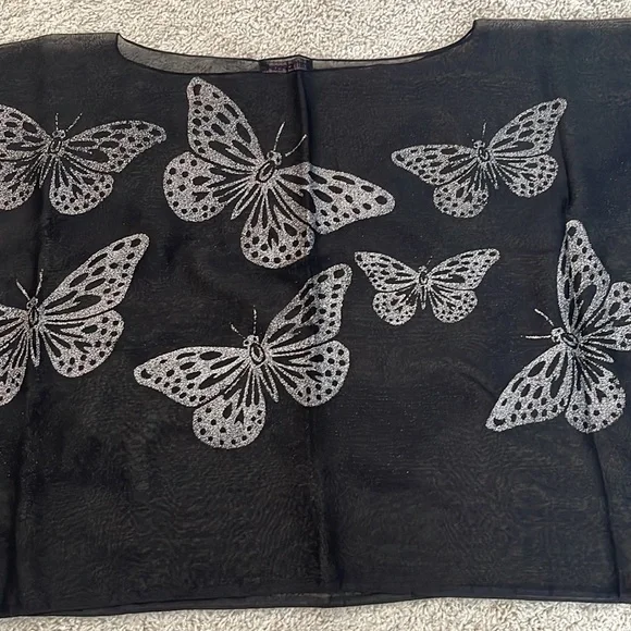 Traffic People Scarf Coverup Cropped Top - Picture 1 of 12